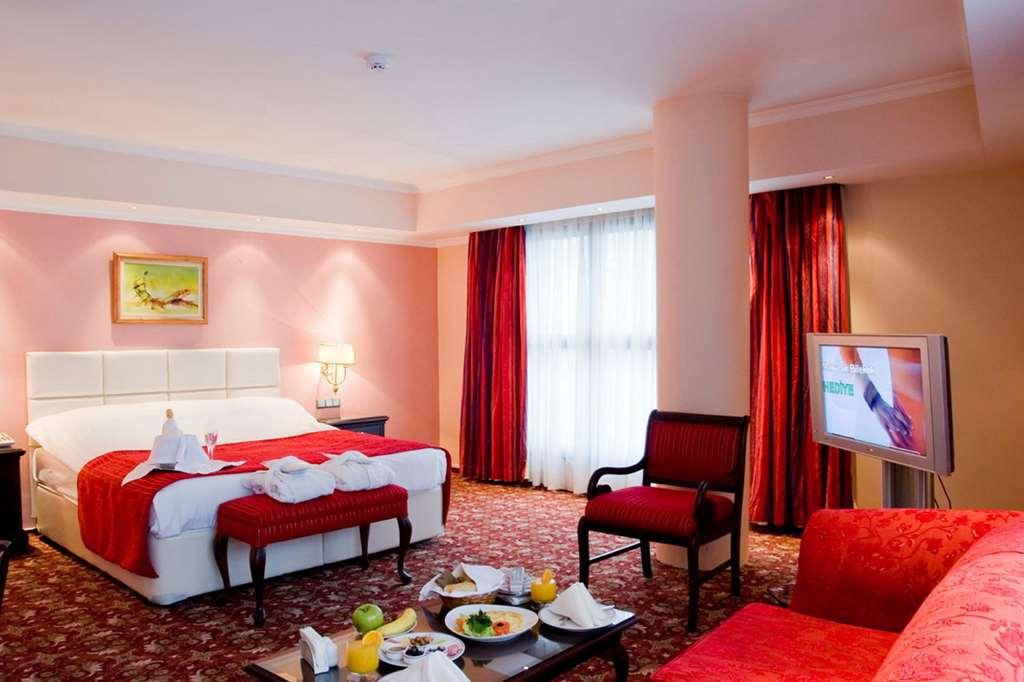 Hotel 2000 Kavaklidere Ankara Exterior photo