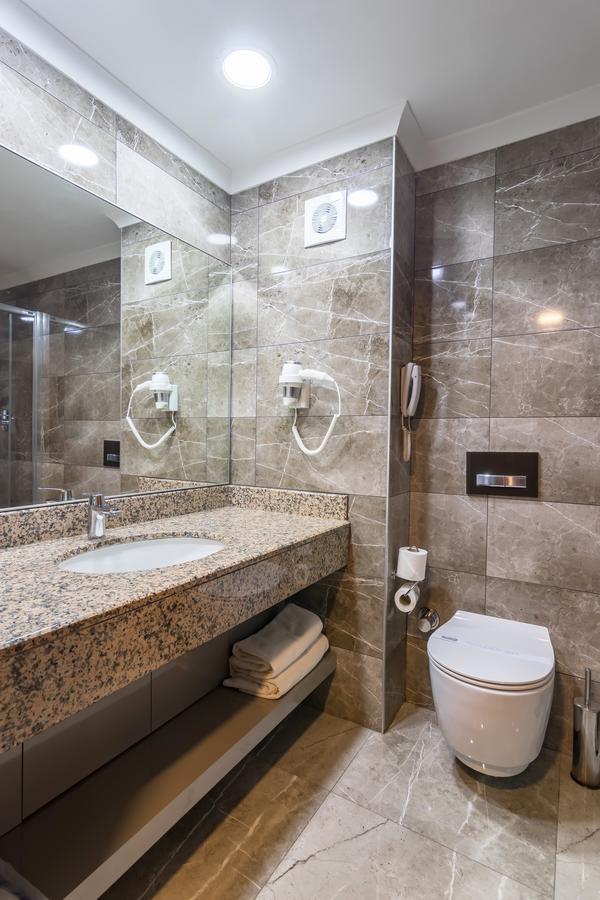 Hotel 2000 Kavaklidere Ankara Exterior photo